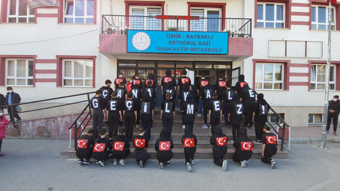 18 Mart Çanakkale Zaferi Şehitlerimizi Saygıyla Anıyoruz.